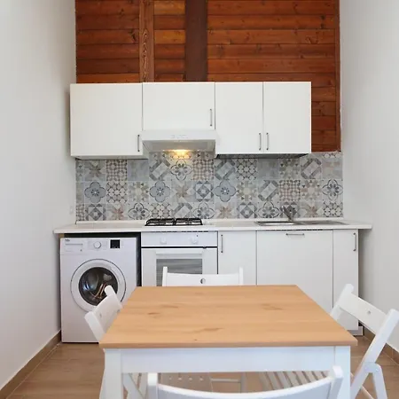 切法卢阿格里乌利维公寓 *