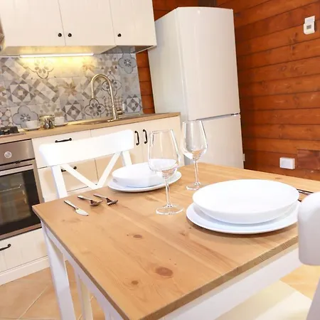 切法卢阿格里乌利维公寓 公寓 切法卢