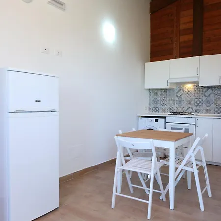 아파트 Agli Ulivi - By Vacation Service *